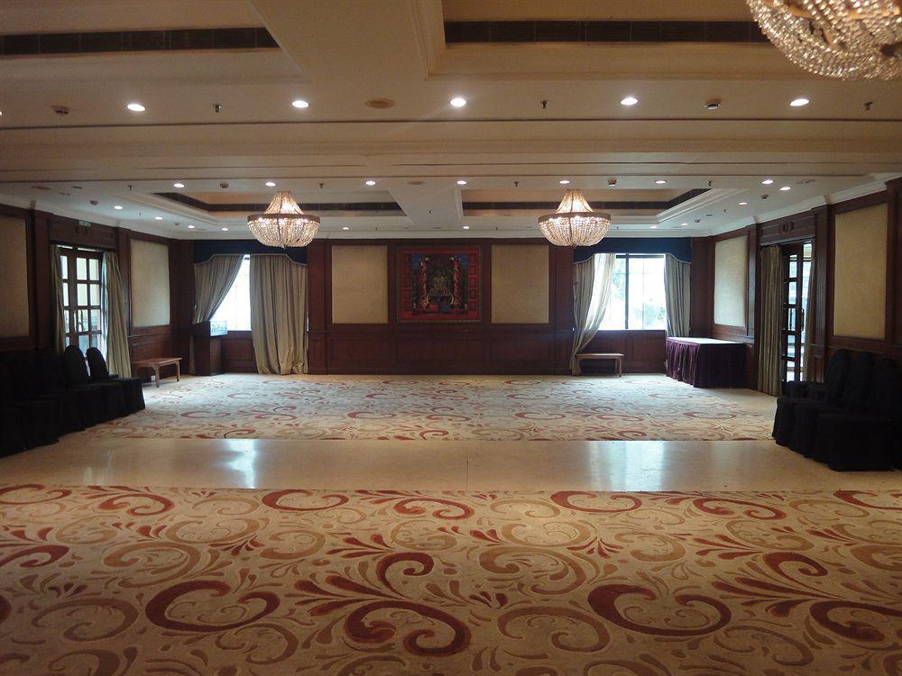 Radisson Hotel 5*